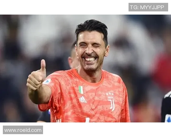 历史十大最佳足球球星阵容全解析谁是足坛永恒的传奇之星